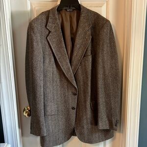 Brown Sport Coat with Classic Tailoring